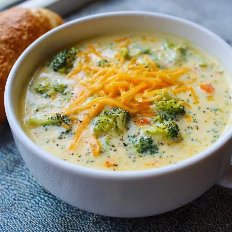 Easy Broccoli Cheddar Soup Recipe