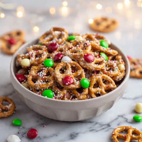 Peppermint Pretzel Crunch Mix Recipe