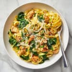 Creamy Chicken and Spinach Pasta Recipe