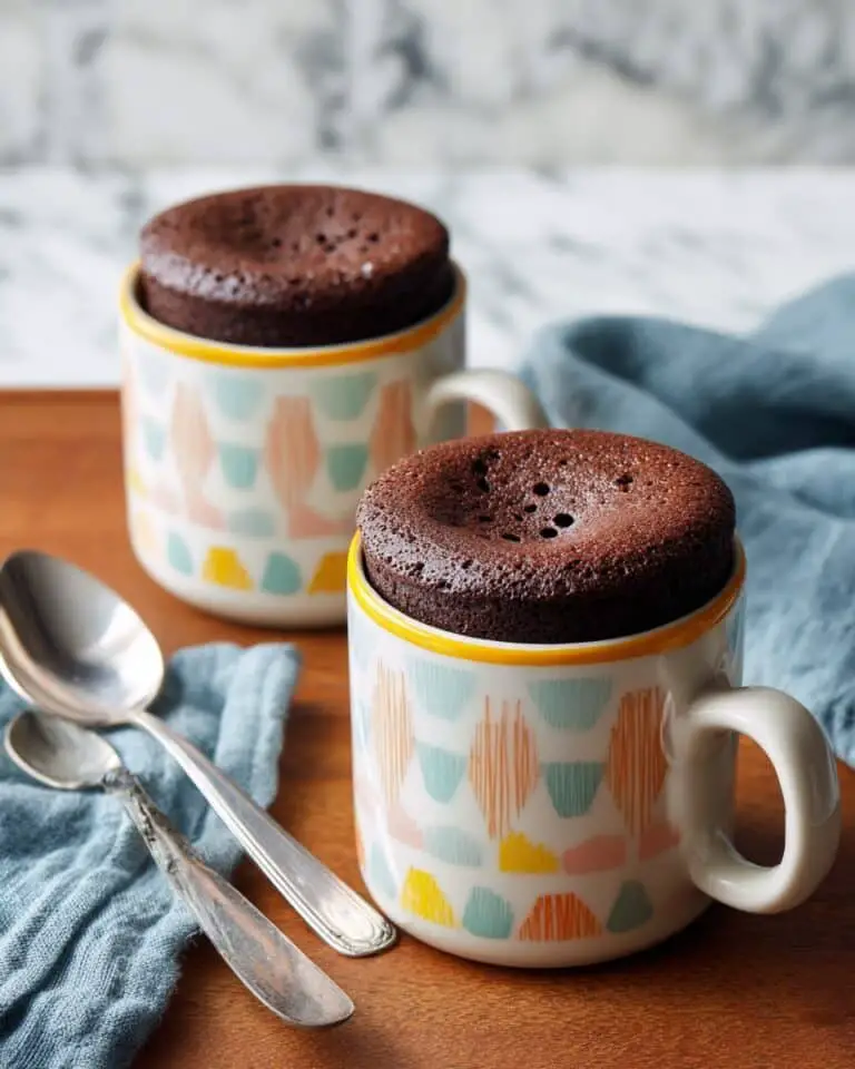 2 Minute Chocolate Mug Cake Recipe