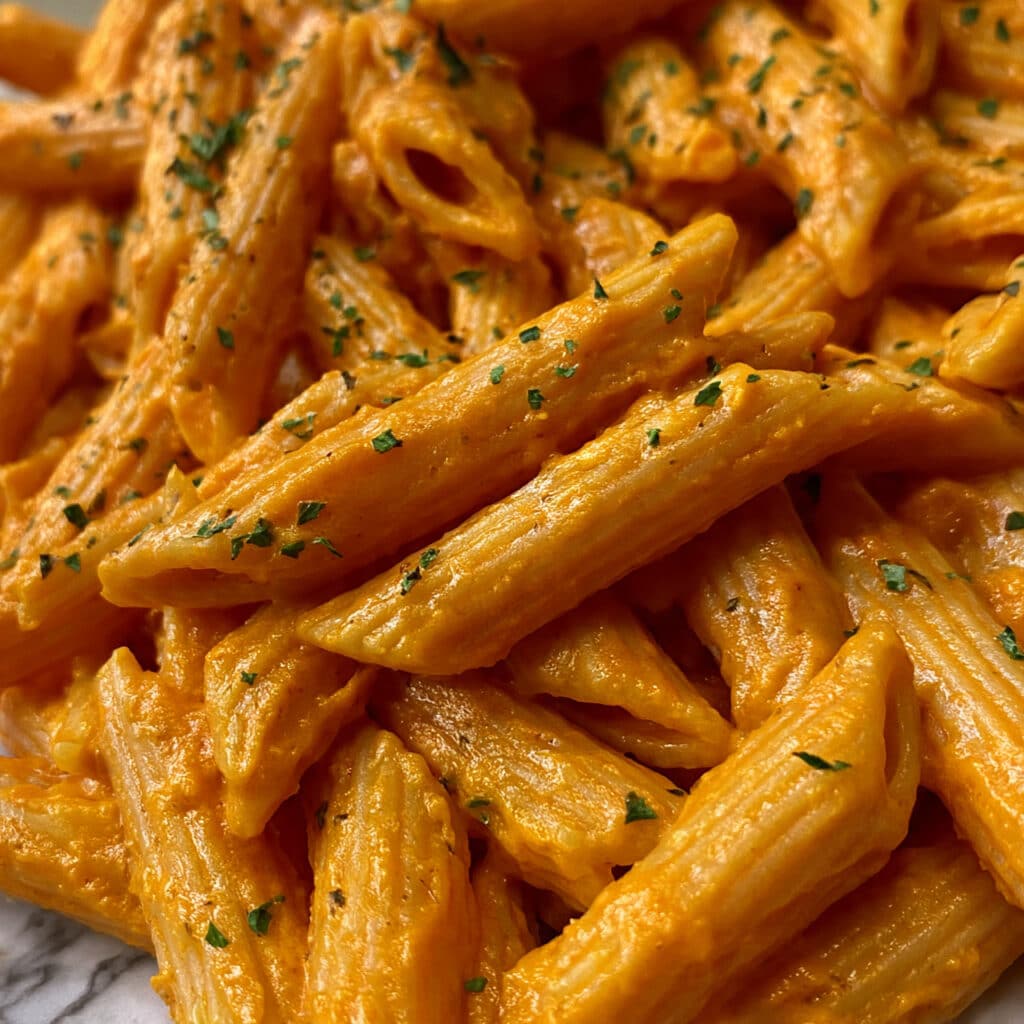 No-Cook Creamy Tomato Pasta Recipe