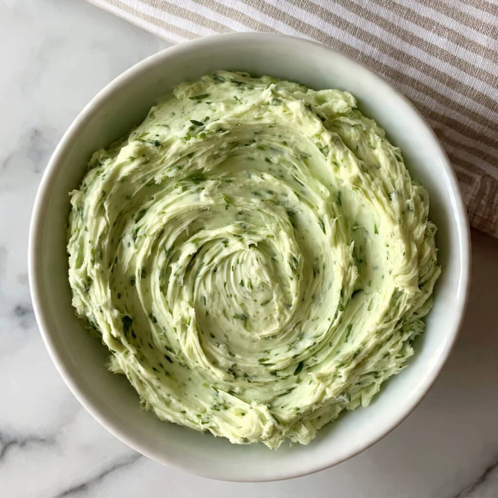 Whipped Garlic Herb Cream Cheese Recipe