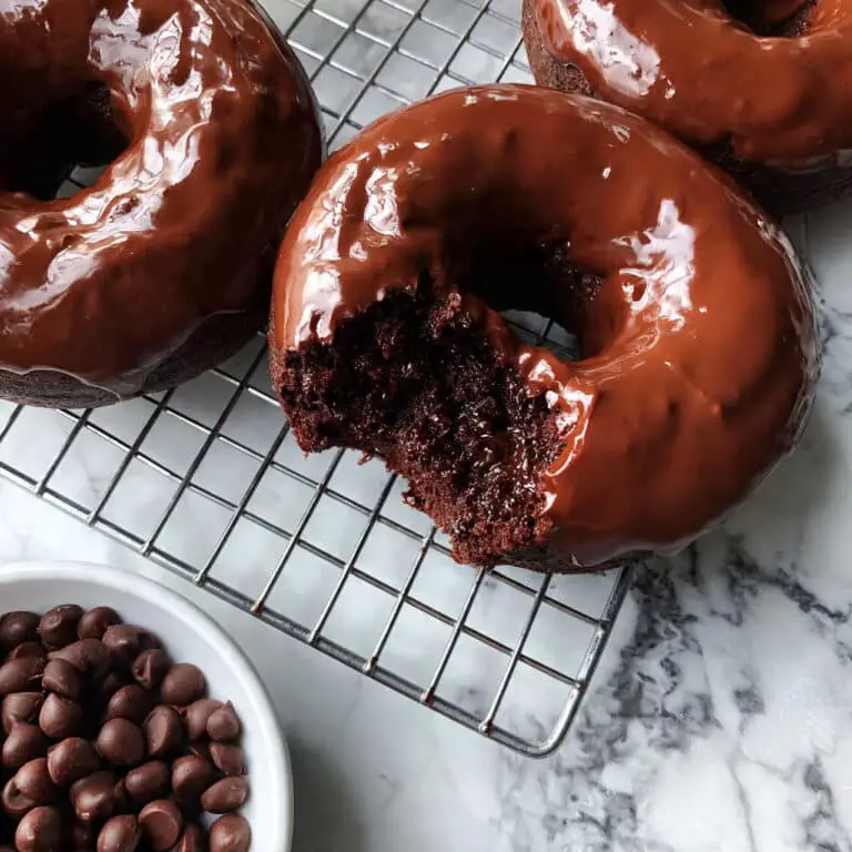Healthy Chocolate Protein Donuts Recipe