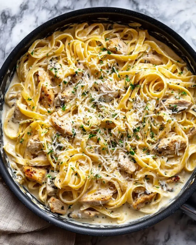 Creamy Chicken Garlic Parmesan Pasta Recipe