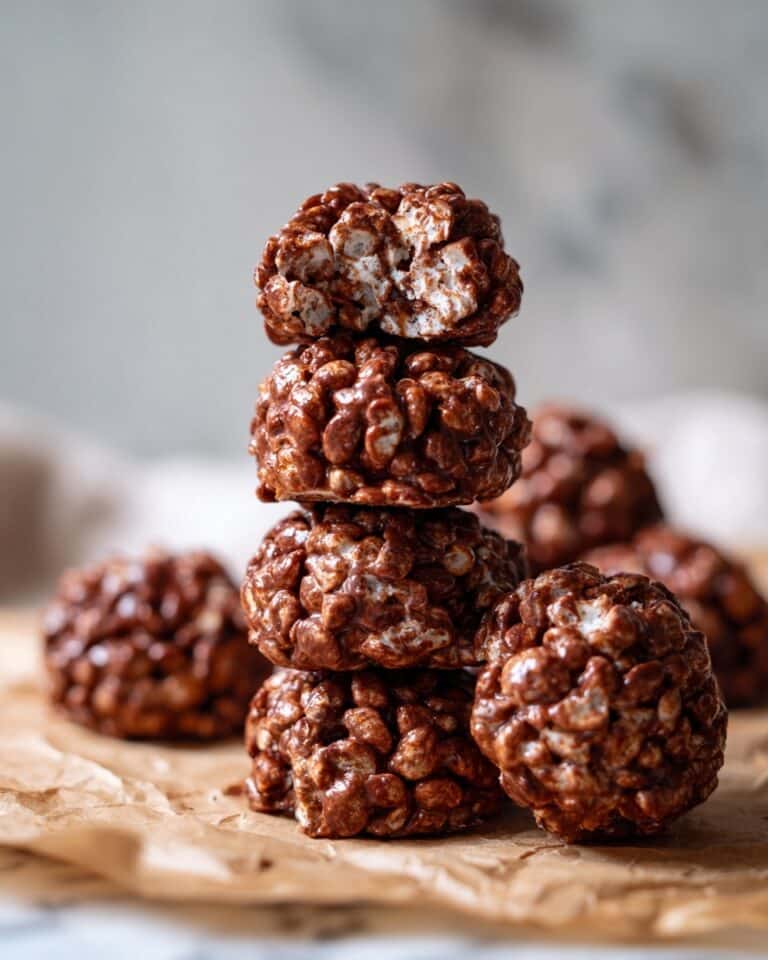 No-Bake Crispy Quinoa Cacao Cookies Recipe